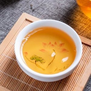 Шен пуер 357г 2022року Золотий лист Yunnan Xishuangbanna Menghai 黄金叶 №3