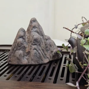 Чайна фігурка Уїшаньський Дух кольорових скель з ісинської глини №2