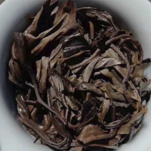 Чай Шен пуер 357г витриманий Лао Бан Чжан колекційний, сила скакунів №4