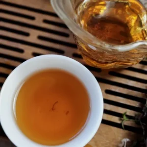 Чай Да Хун Пао з квітами османтуса 2025року, ваговий №4