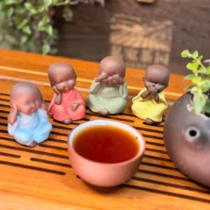 Чайна фігурка чотири мудрі монахи з ісинської глини №2