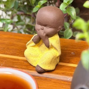 Чайна фігурка монах хранитель мовчання, з ісинської глини №2