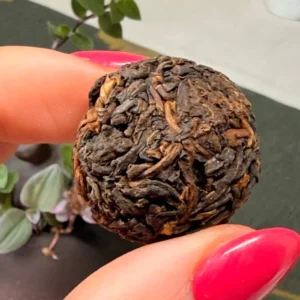 Чай Шу пуер 8г 2023р витриманий, Червона кулька поштучно №2